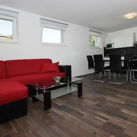 Apartments Natasa Pula Exterior photo